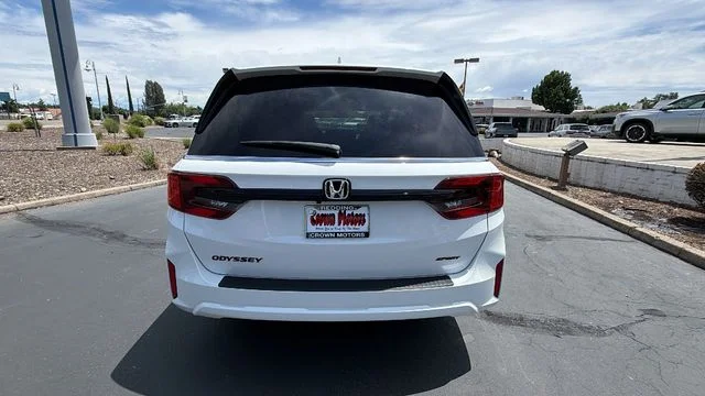 New 2026 White Honda Sport-L image 5
