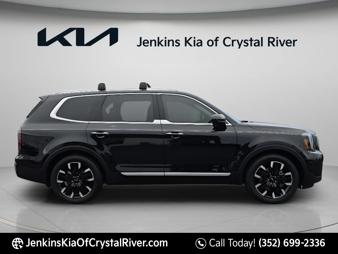 Used 2024 Ebony Black Kia SX Prestige image 3
