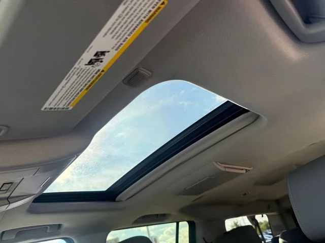 Used 2015 Summit White Chevrolet LT image 34