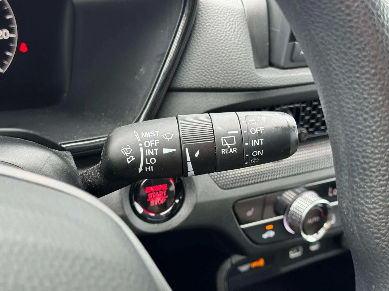 Used 2023 Platinum White Pearl Honda EX AWD image 28