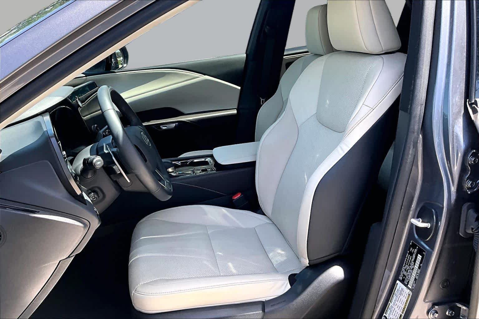 Used 2023 Nebula Gray Pearl Lexus  image 8