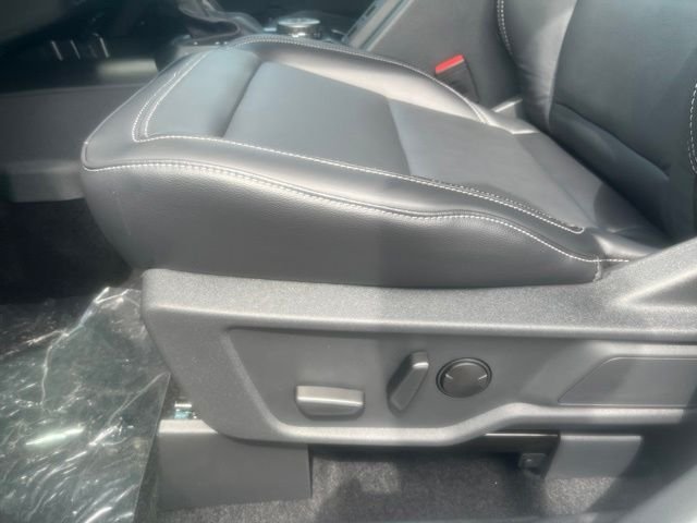 New 2026 Avalanche Gray Ford Outer Banks® image 11