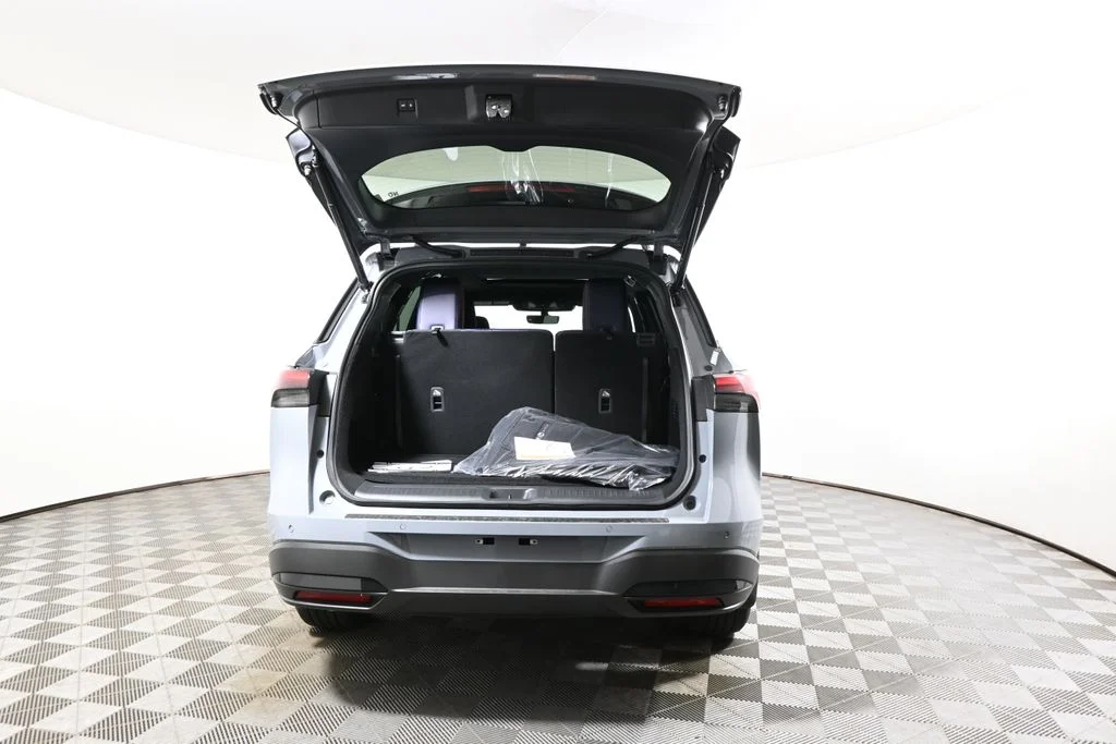 New 2026 Gray INFINITI SPORT image 40