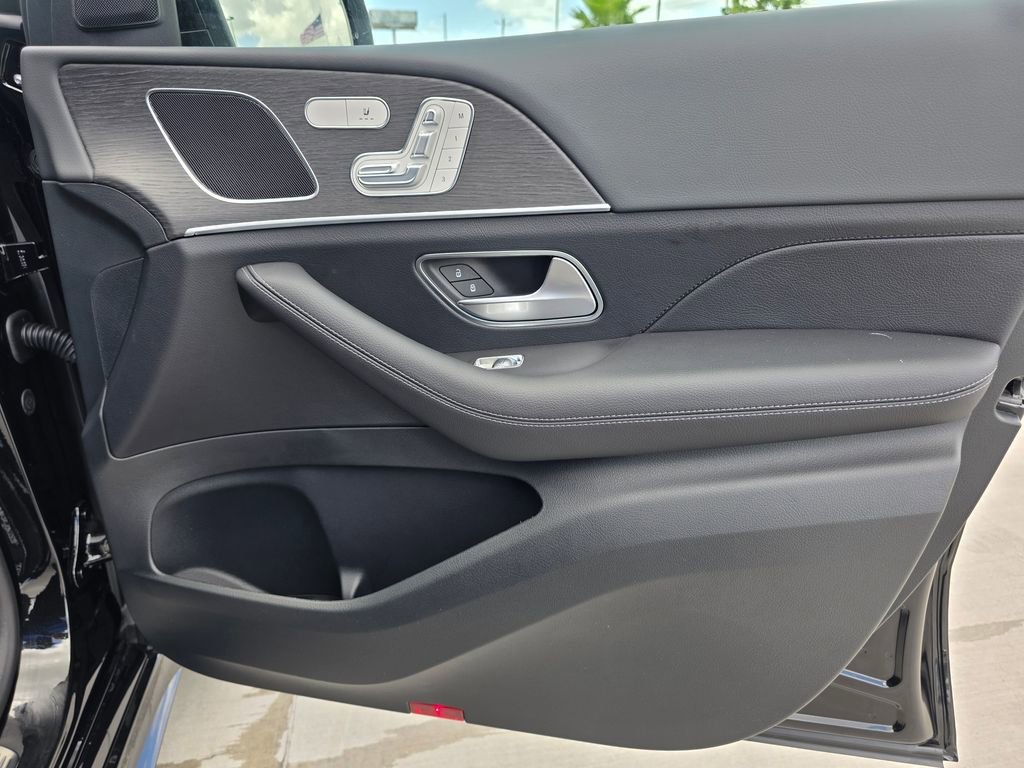 New 2026 Obsidian Black Metallic Mercedes-Benz GLE 450 image 47