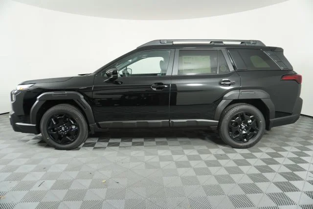 New 2026 CRYSTAL BLACK SILICA Subaru Limited image 4