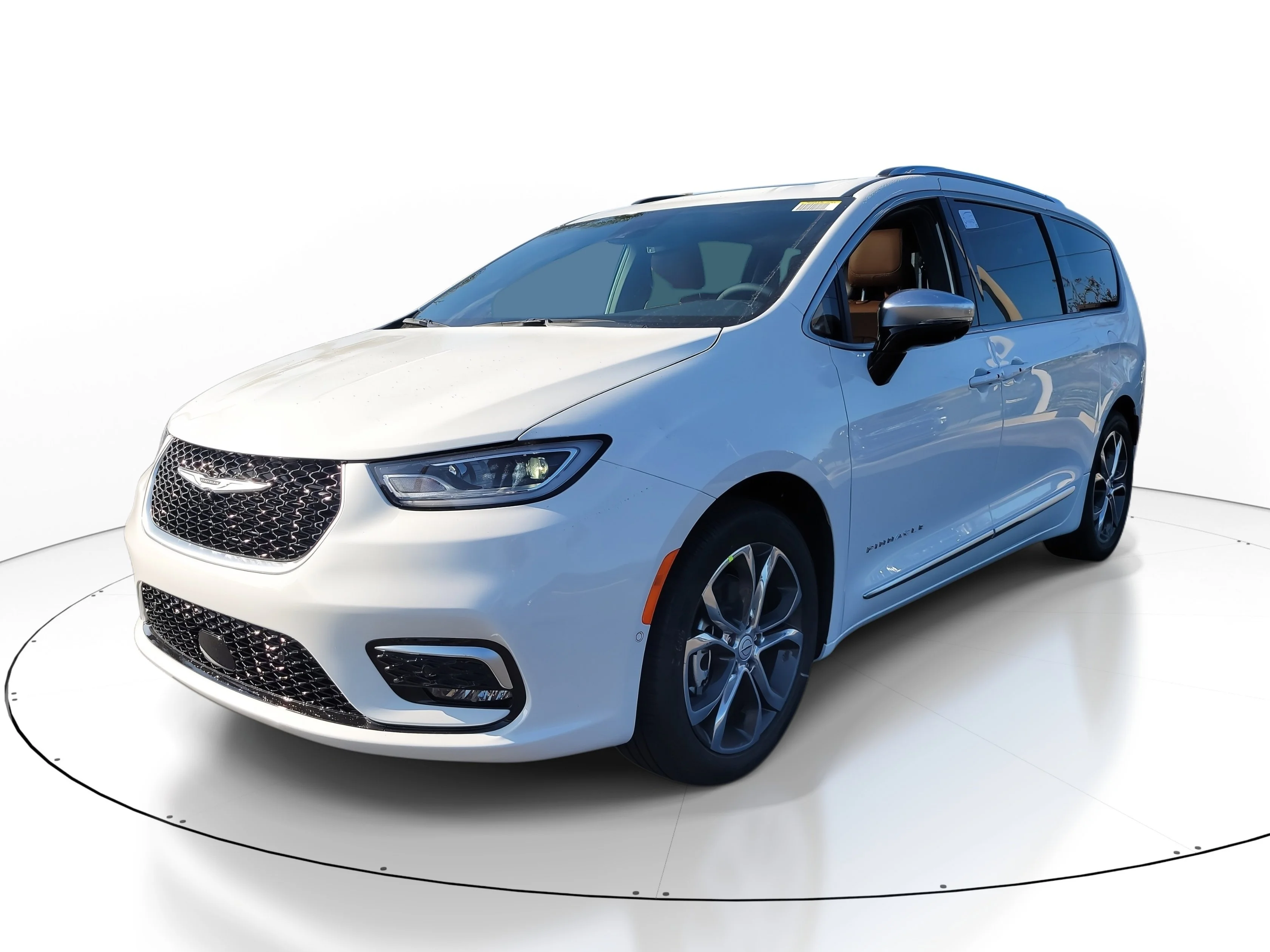 New 2026 Bright White Clearcoat Chrysler Pinnacle image 4