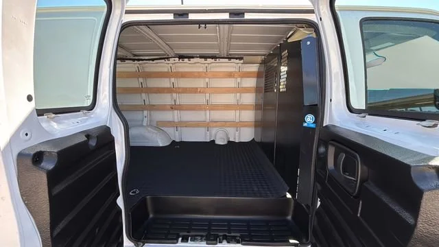 Used 2024 Summit White GMC Work Van image 33