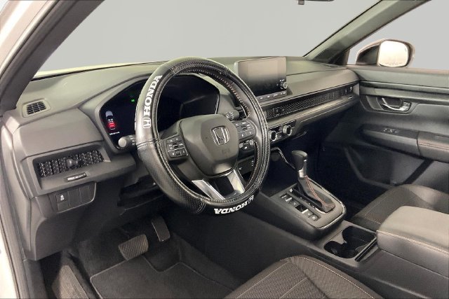 Used 2025 White Honda Sport image 16