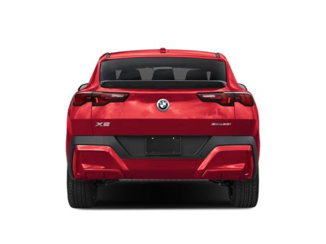 New 2026 Cape York Green Metallic BMW xDrive28i image 8