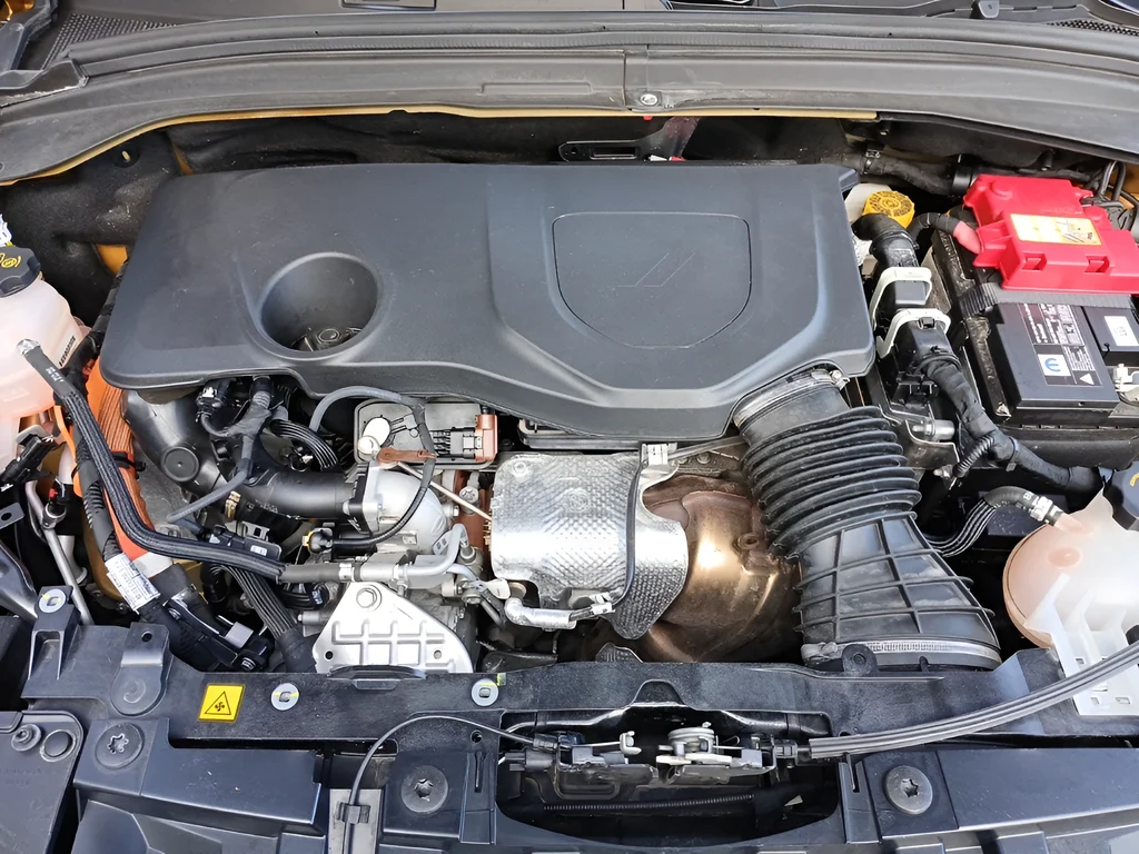 Used 2024 Gold Dodge R/T image 22