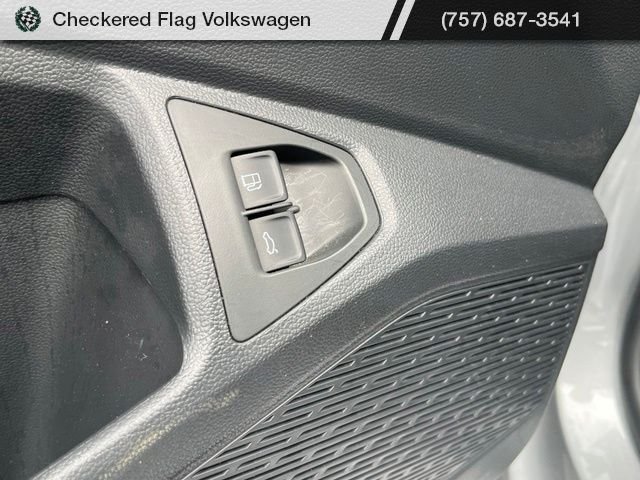 Used 2023 Pyrite Silver Metallic Volkswagen 1.5T SE image 16