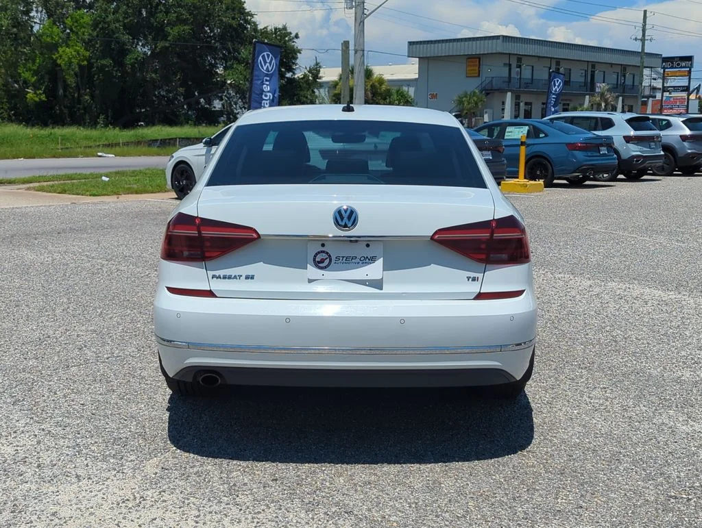 Used 2017 White Volkswagen 1.8T SE image 6