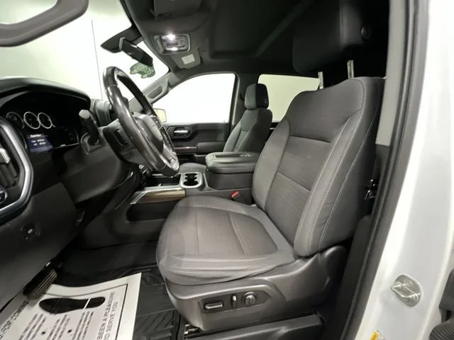 Certified Used 2020 SUMMIT WHITE Chevrolet RST image 19