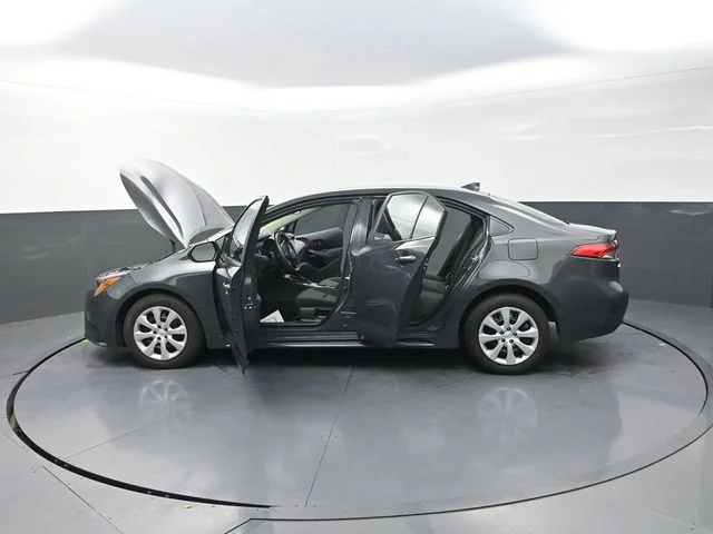 Used 2024  Toyota LE image 41