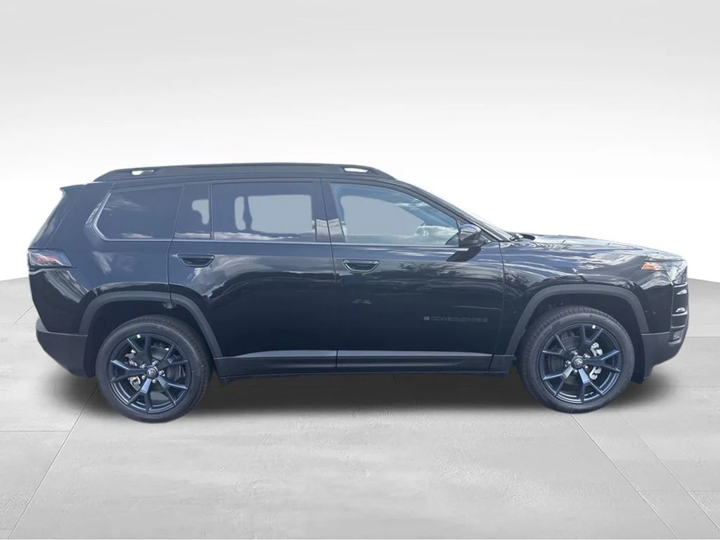 New 2026 Diamond Black Crystal Pearlcoat Jeep 85th Anniversary image 2