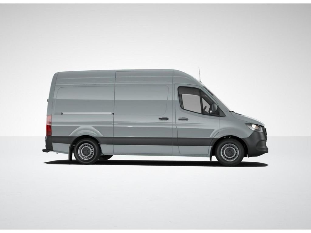 New 2025  Mercedes-Benz Cargo 144 WB image 15