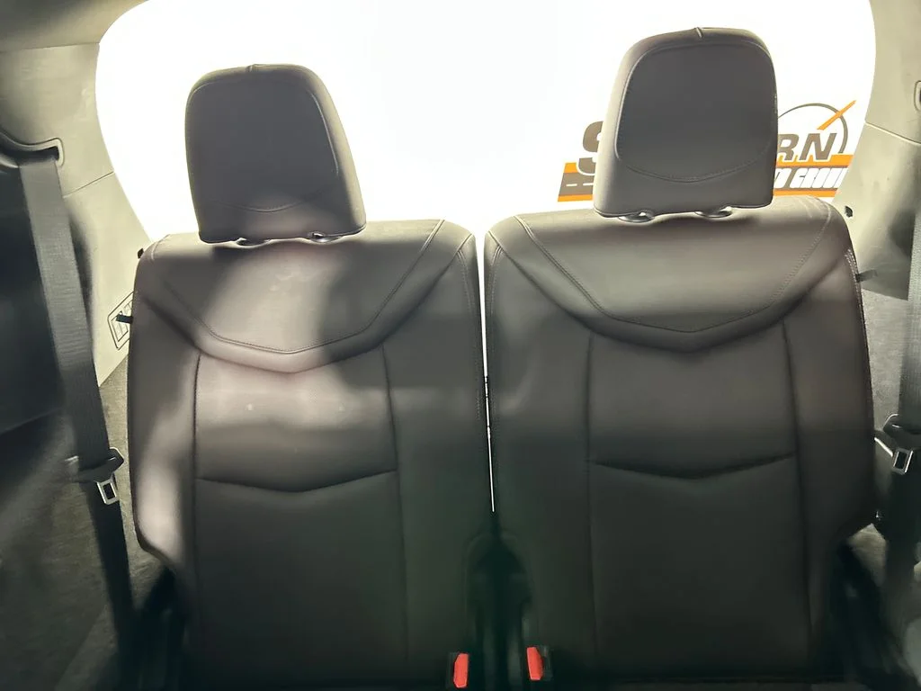 Used 2020 Silver Cadillac Premium Luxury image 21