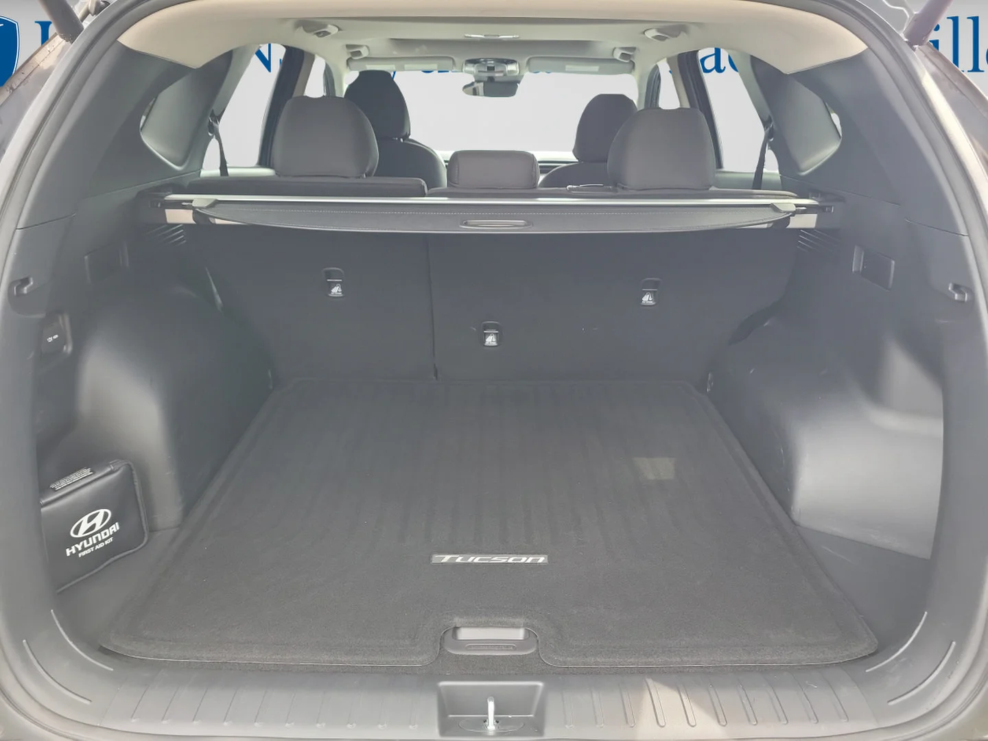 Used 2022 Portofino Gray Hyundai SEL image 9