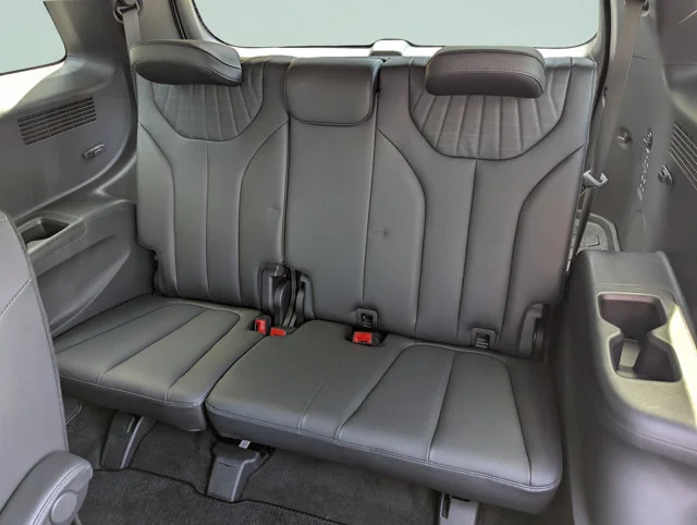Used 2025 White Hyundai Limited image 22