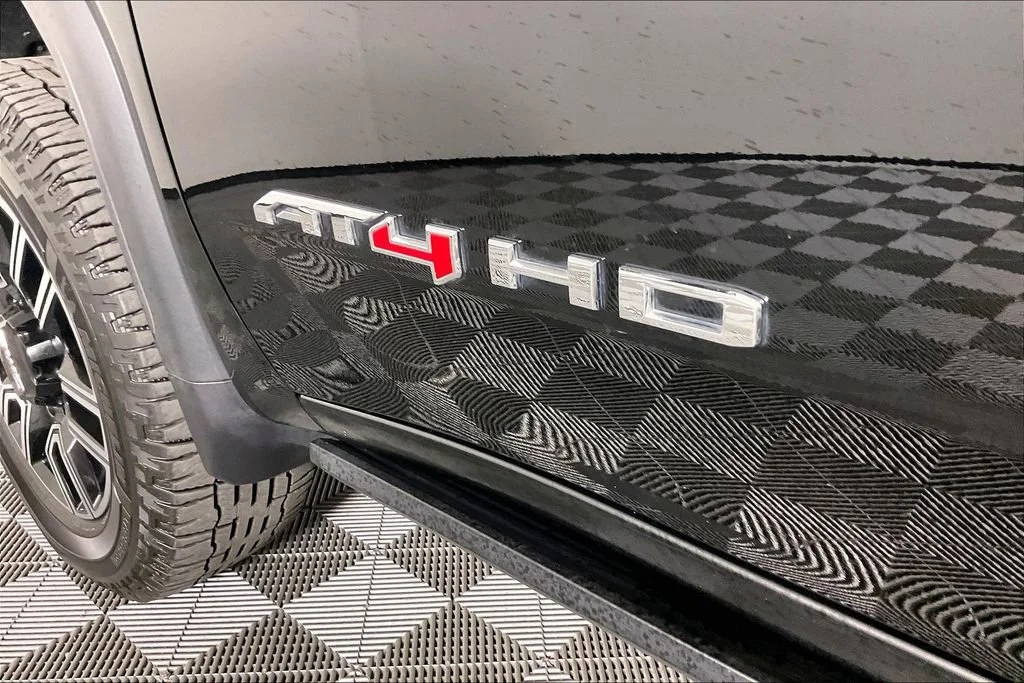 Certified Used 2023 ONYX BLACK GMC AT4 image 23