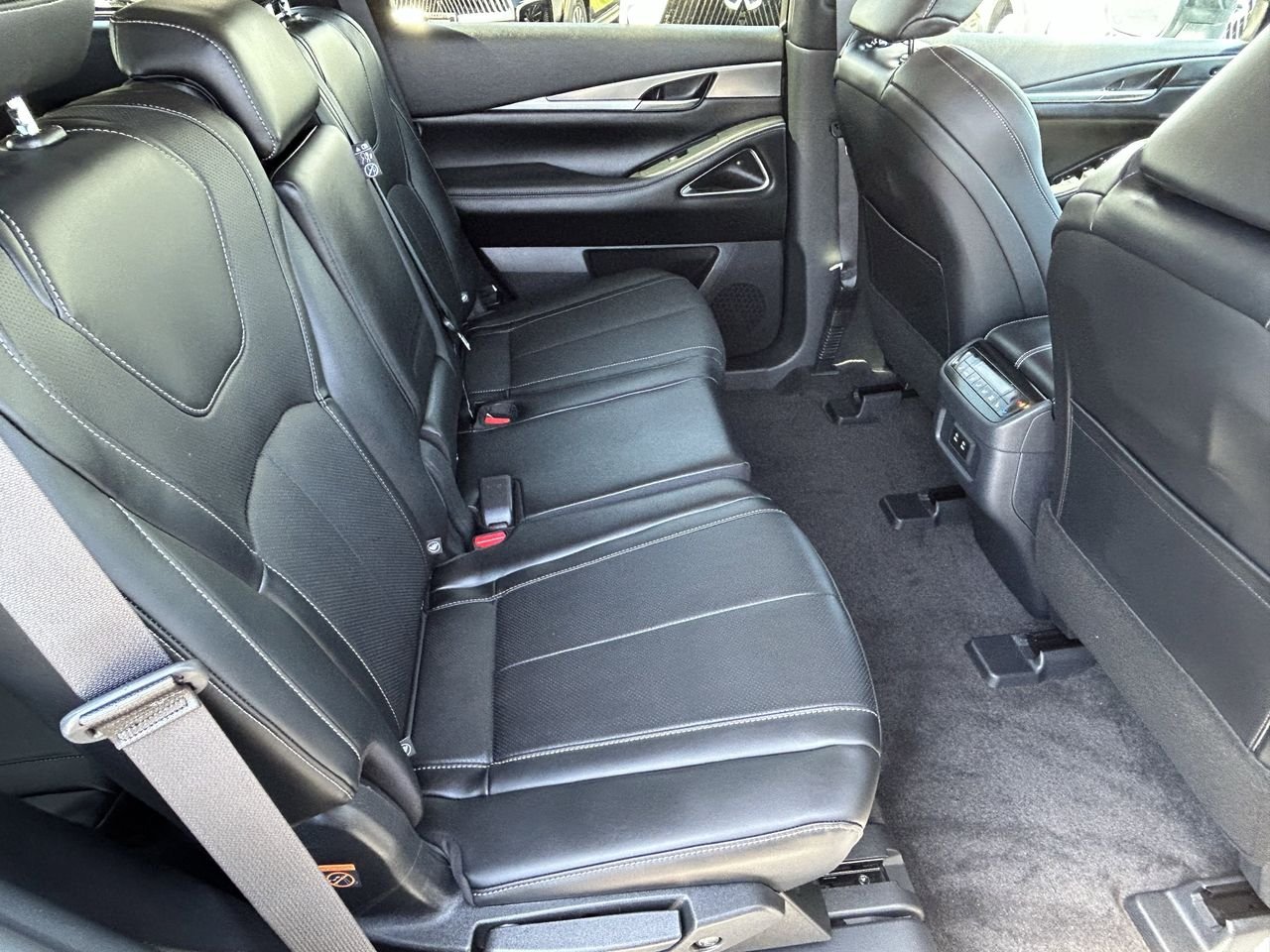 New 2027 HARBOR GRAY INFINITI LUXE image 11