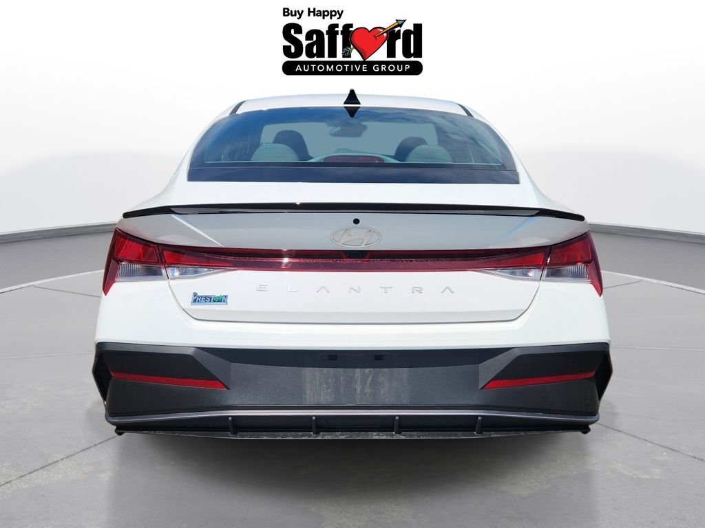 2026 Hyundai Elantra SEL Sport - Photo 8