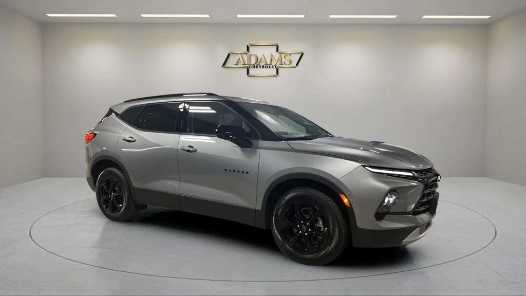 2025 Chevrolet Blazer 2LT - Photo 10