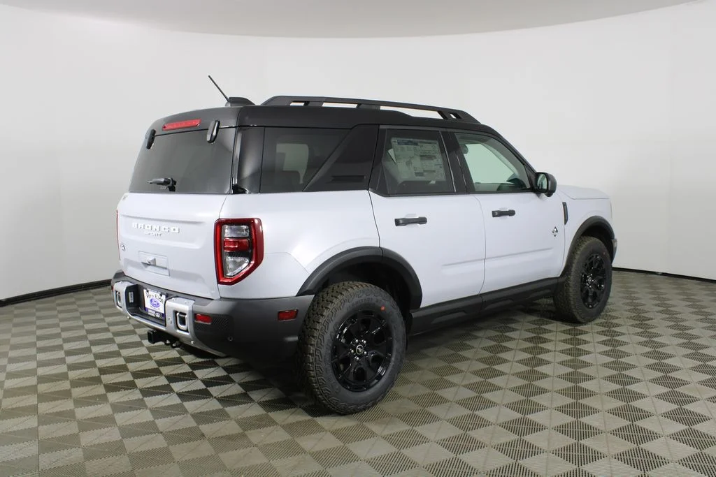 New 2026 White Ford Outer Banks image 5