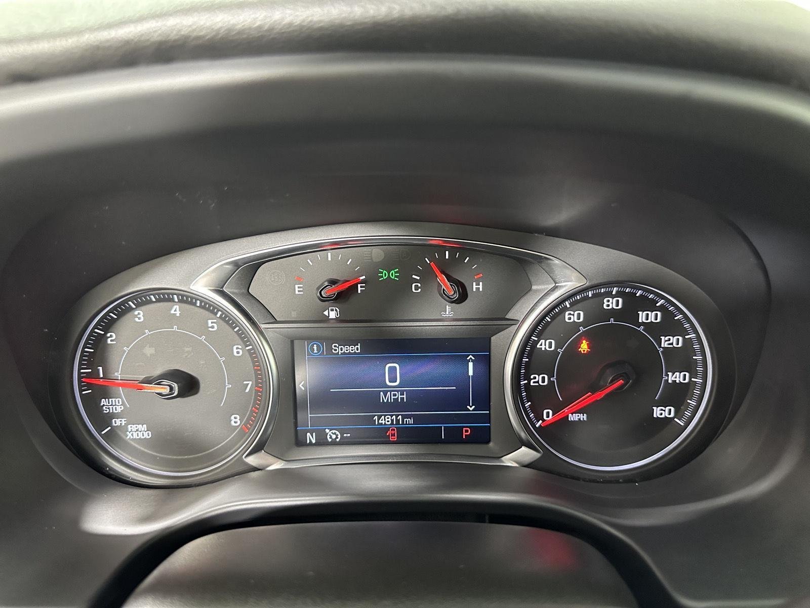 Used 2023 Summit White GMC SLE image 17