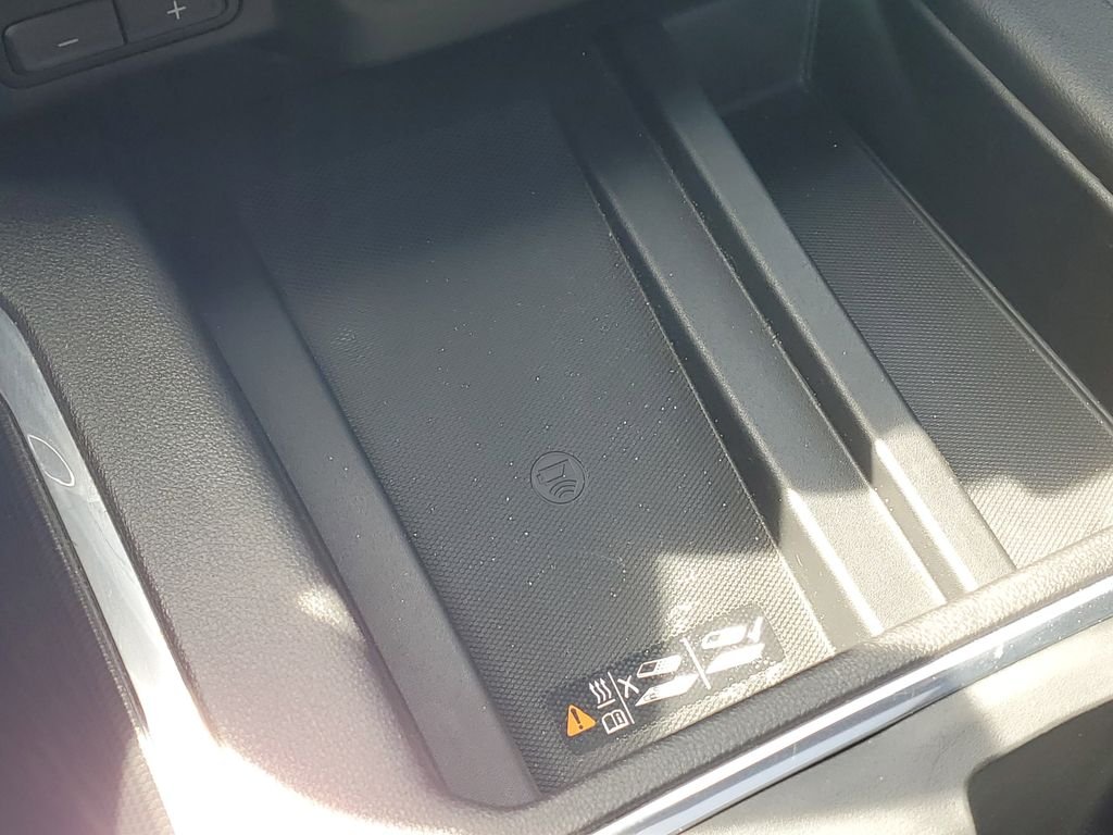 Used 2020 Steel Metallic GMC AT4 image 31