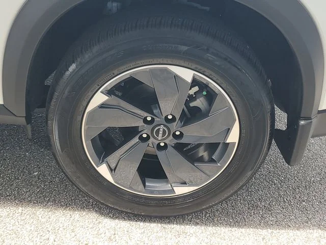 Certified Used 2026 White Nissan SV image 32