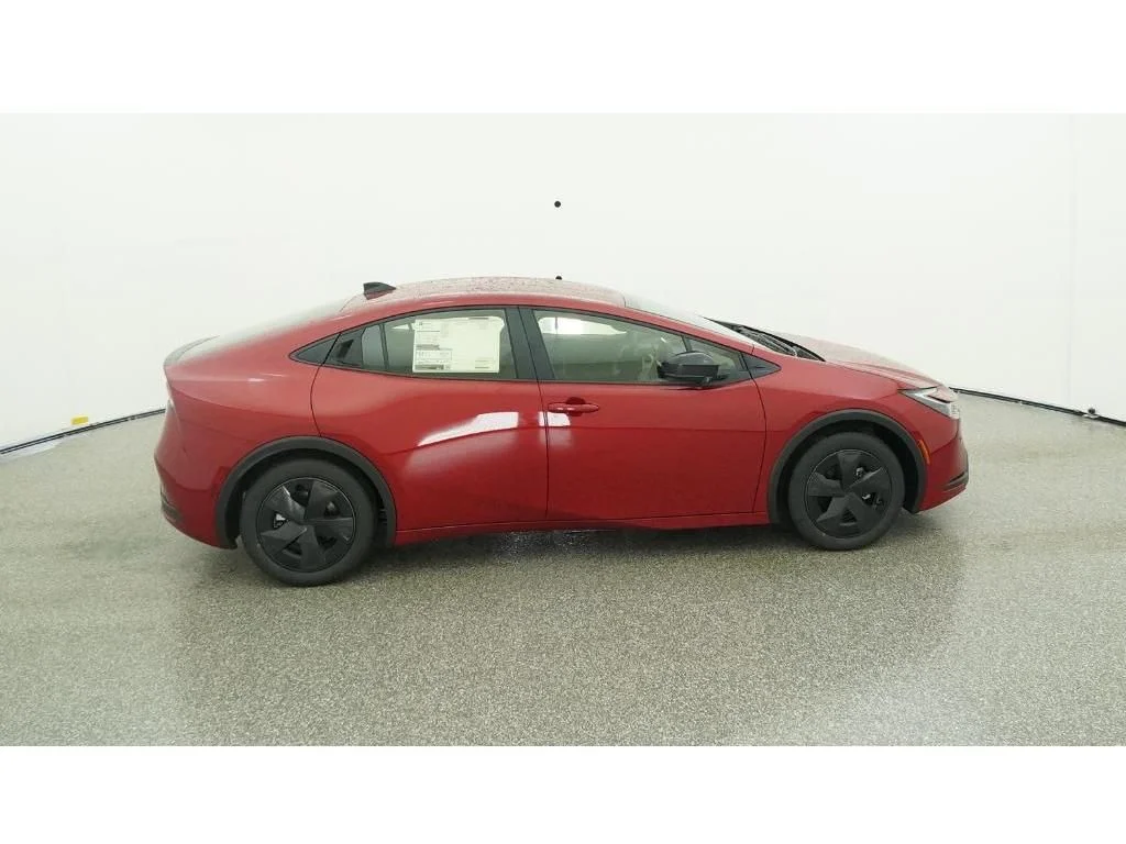 New 2026 Supersonic Red Toyota LE image 33