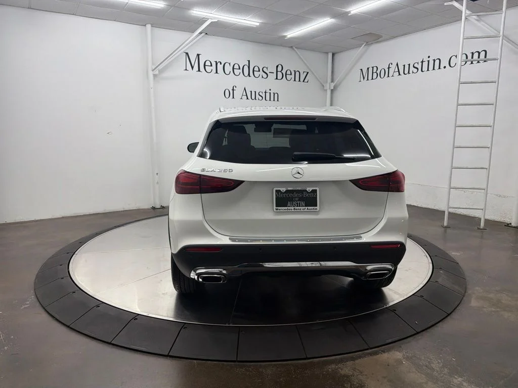 New 2026 White Mercedes-Benz GLA 250 image 6