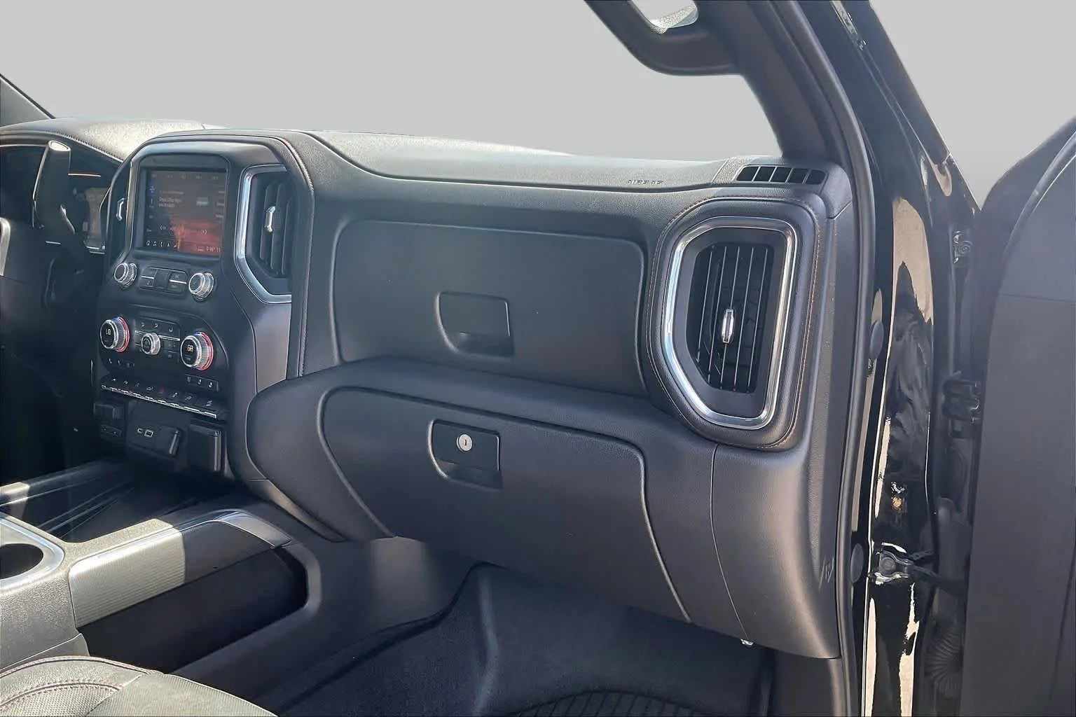 Used 2020 Onyx Black GMC AT4 image 15