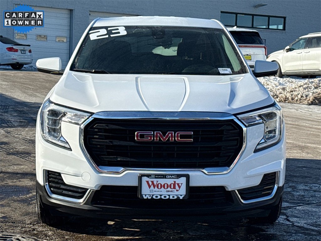 2023 GMC TERRAIN - Image 2