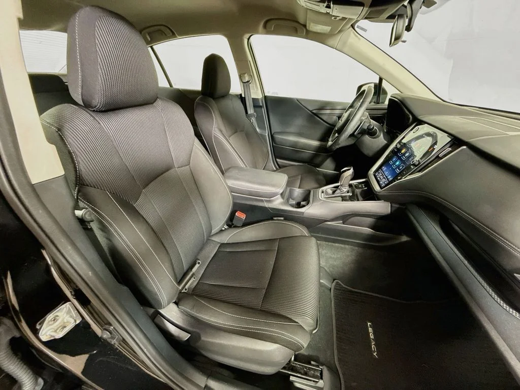 Used 2023 Crystal Black Silica Subaru Premium image 27