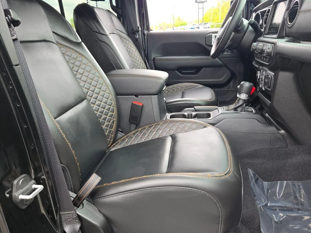 Used 2023 Black Jeep Sahara 4xe image 6