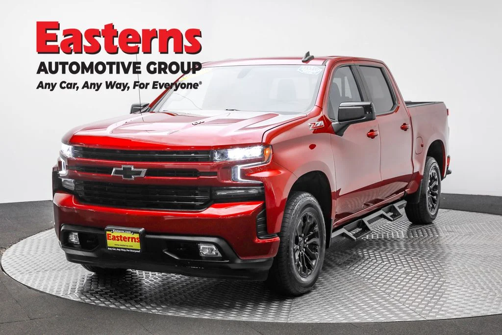 Used 2021 Red Chevrolet RST image 1