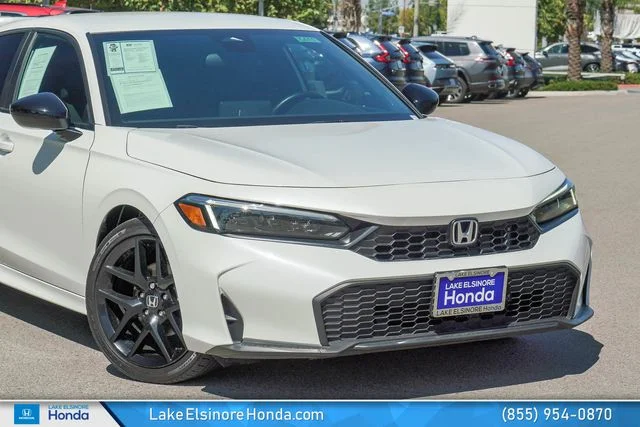 Used 2025 Platinum White Pearl Honda Sport image 2