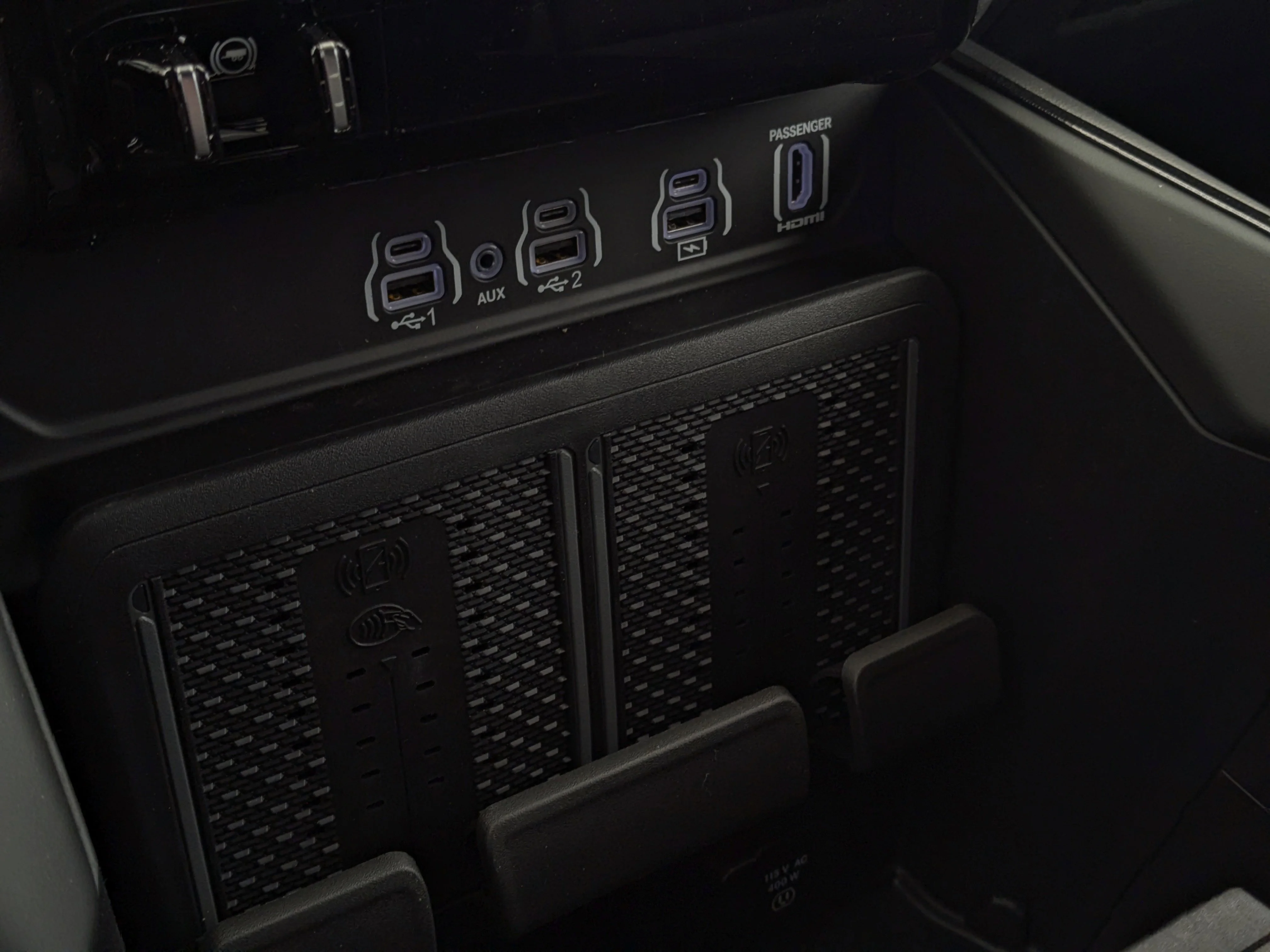 New 2026 Grey RAM Sport - - Night Edition - Sport Lvl 1 Grp - 5.7L HEMI V8 eTorque - Pano Sunroof & More image 20
