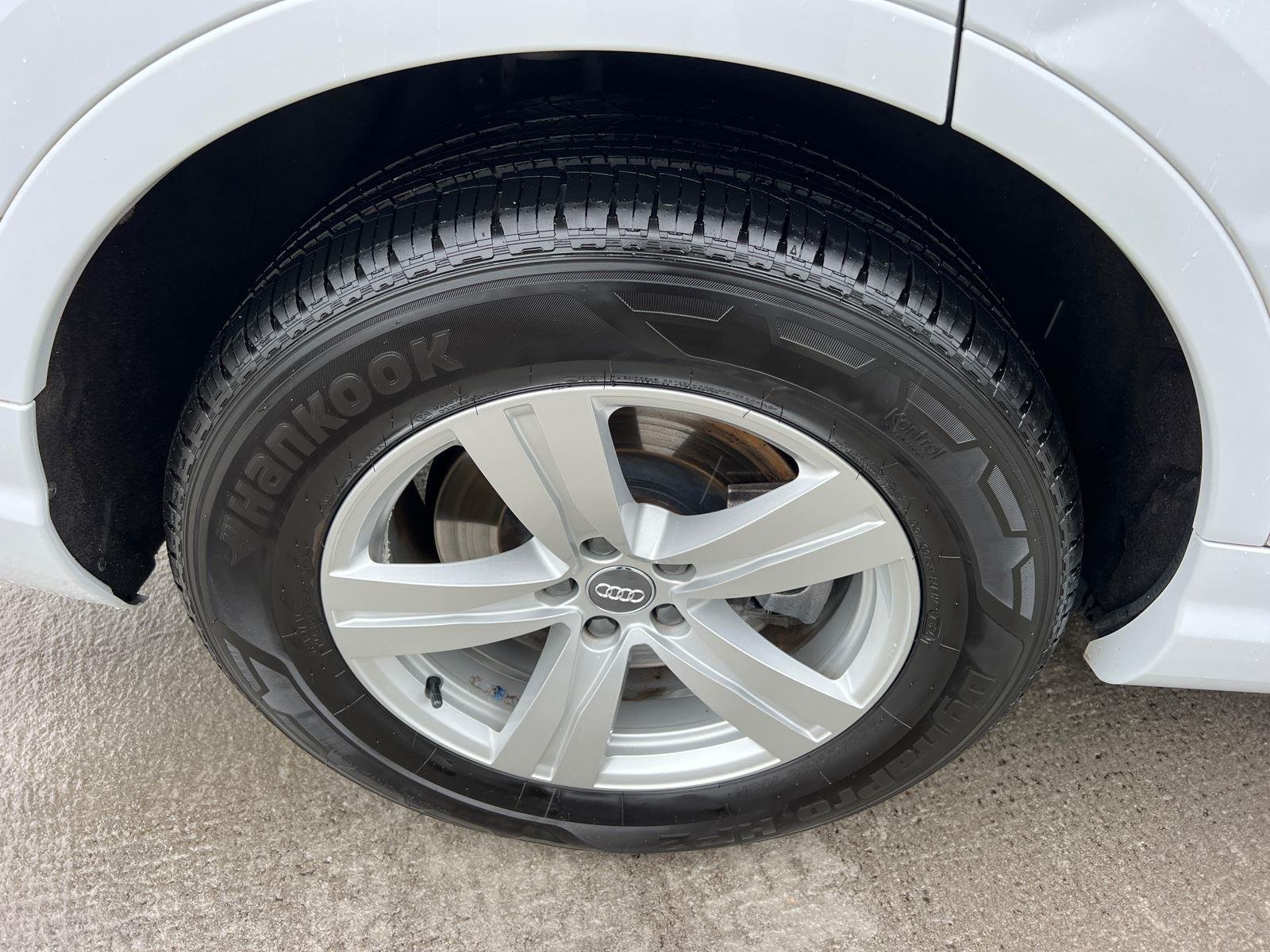 Used 2019 Glacier White Metallic Audi Premium image 17