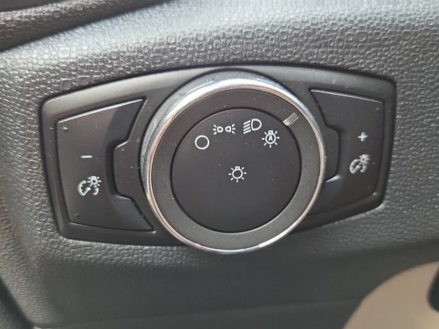 Used 2018 Gray Ford S image 9