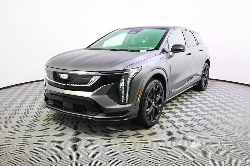 2026 Cadillac Optiq V-Series's photo