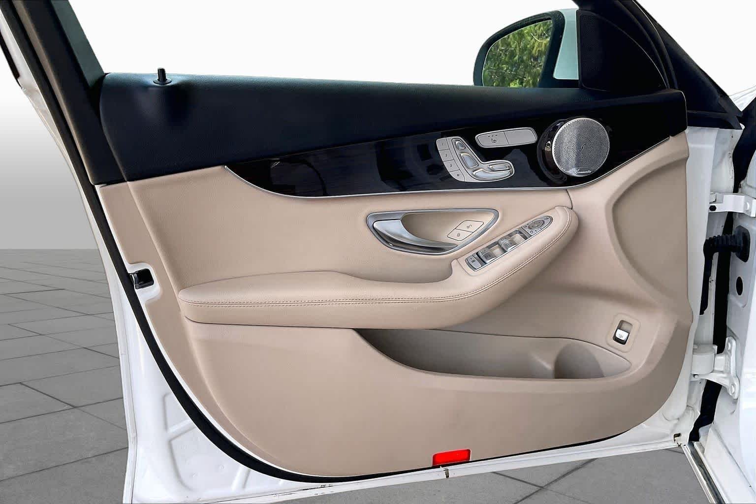 Used 2021 Polar White Mercedes-Benz C 300 image 19