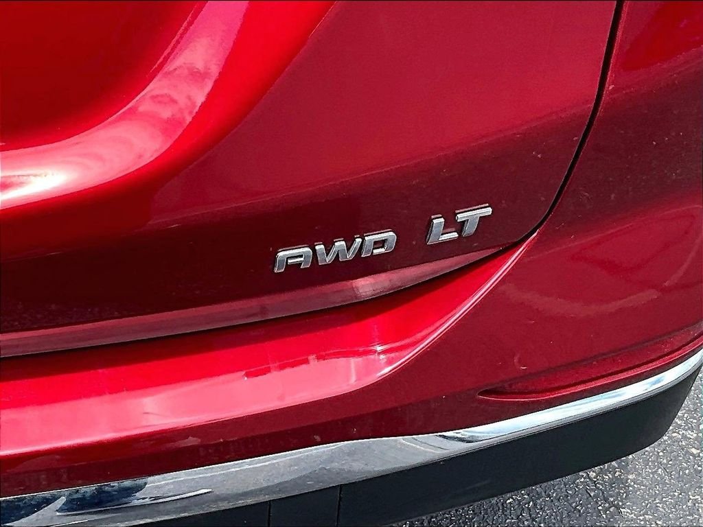 Used 2018 Red Chevrolet LT image 29