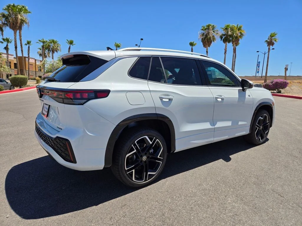 New 2026 White Volkswagen 2.0T SEL R-Line Turbo image 4