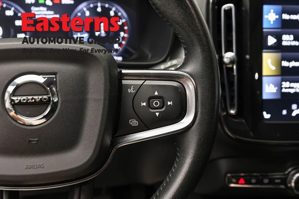 Used 2021 Gray Volvo Momentum image 16