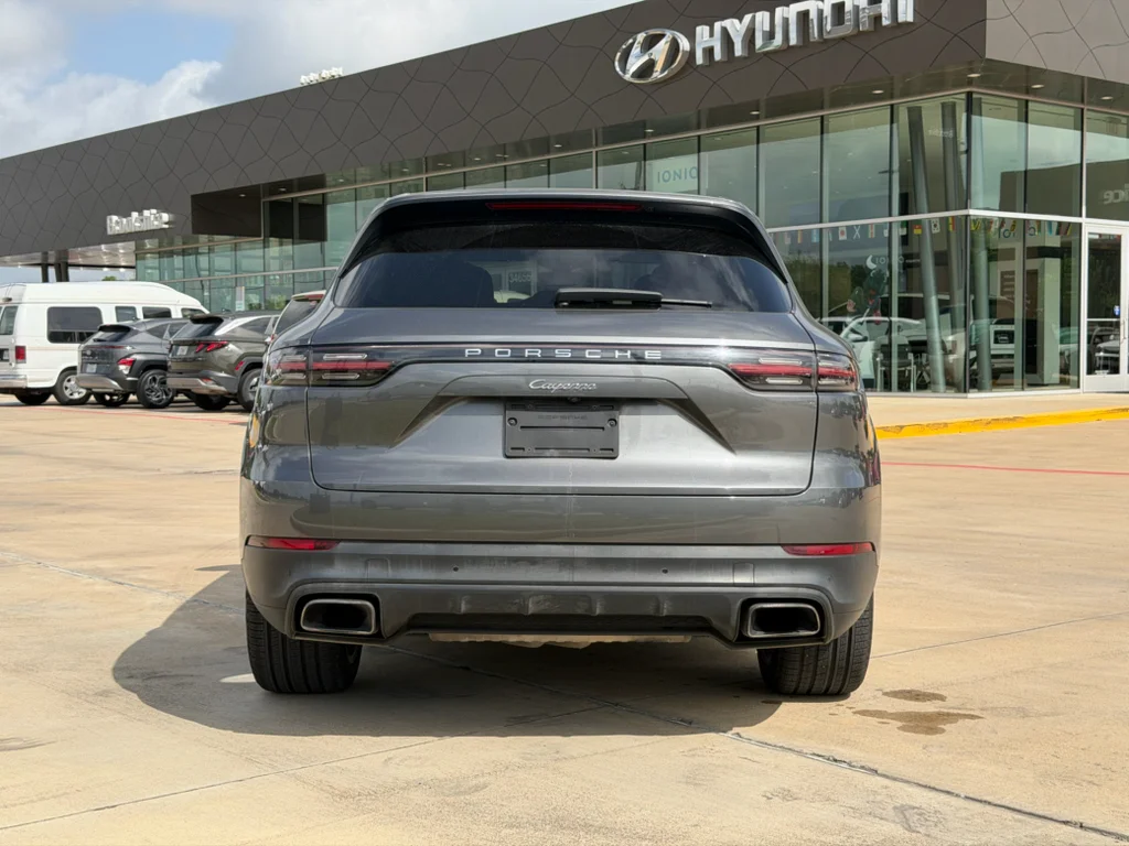 Used 2019 Quartzite Metallic Porsche Base image 5