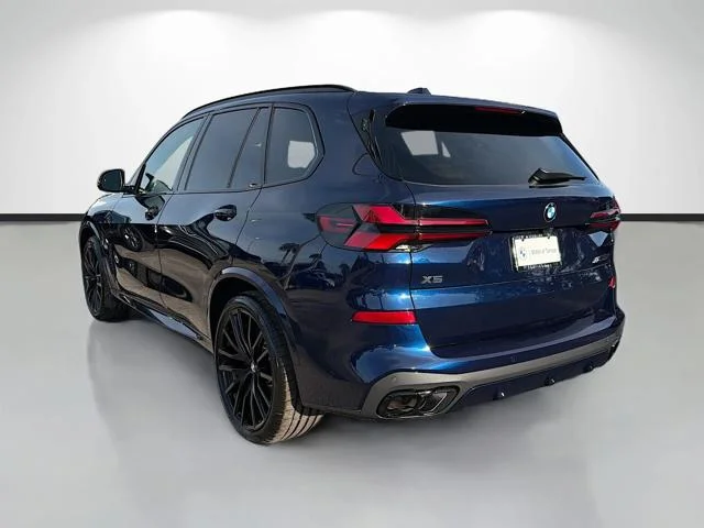 New 2026 Tanzanite Blue II Metallic BMW M60i image 5