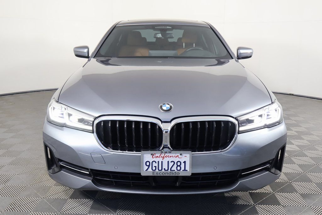 Used 2022 Bluestone Metallic BMW 530i image 2